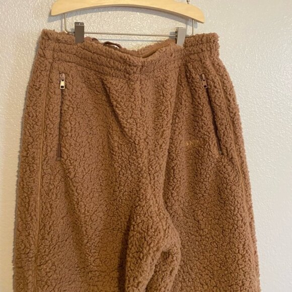 SKIMS Pants - Skims Cozy Joggers